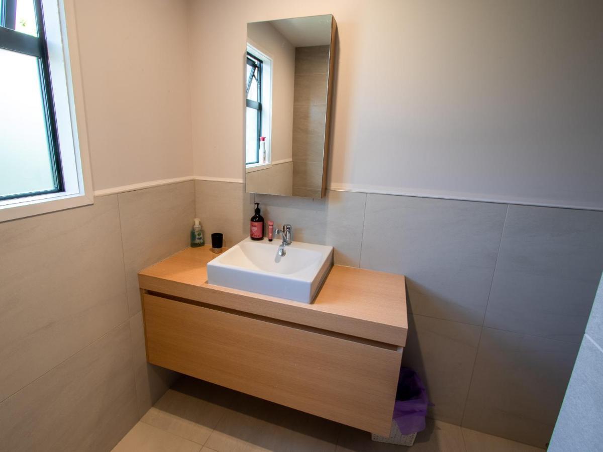 Number One Bach - Kaiteriteri Holiday Home Luaran gambar